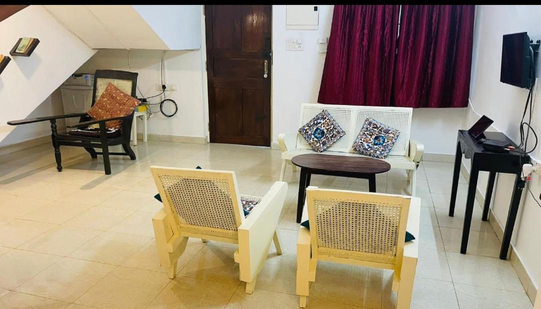 Goa Suites Holiday Home 卡兰古特 外观 照片