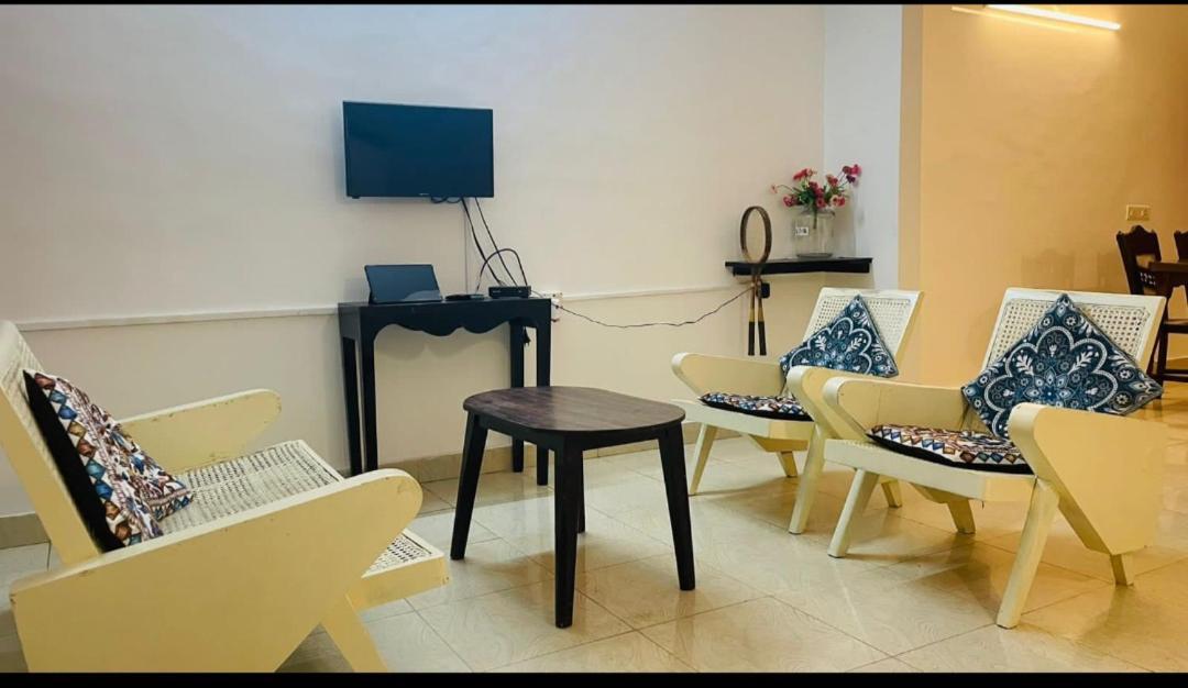 Goa Suites Holiday Home 卡兰古特 外观 照片