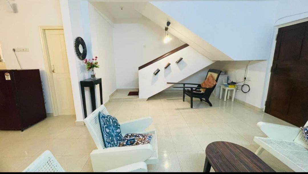 Goa Suites Holiday Home 卡兰古特 外观 照片