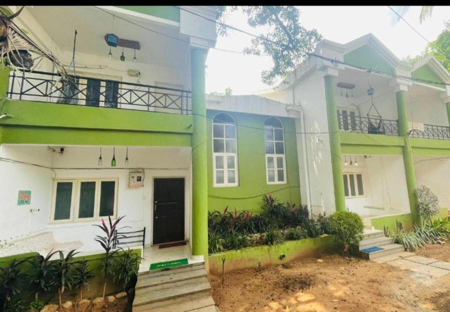 Goa Suites Holiday Home 卡兰古特 外观 照片